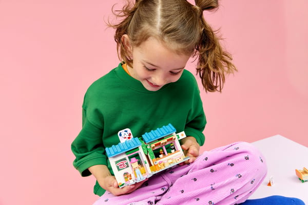 LEGO Friends 42677 Hundgodisbageriet