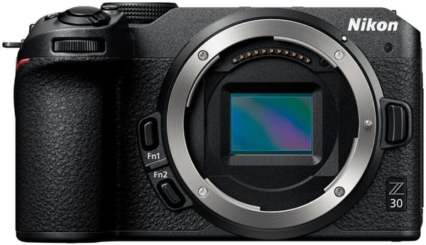Nikon Z30 spegellös systemkamera + 16-50 mm och 50-250 mm VR objektiv