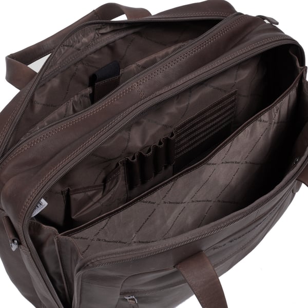 The Chesterfield Brand Ryan -computertaske for 17" bærbare, brun