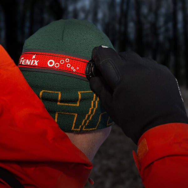 Fenix HL32R-T Pannlampa, 800 lm, blå