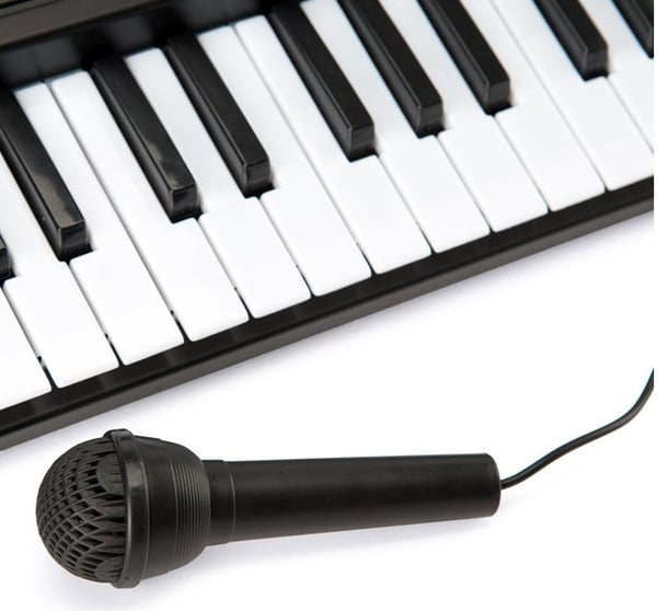 Musik Keyboard och mikrofon