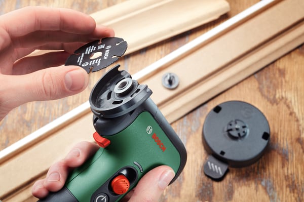 Bosch EasyCut&Grind - batteriklippare