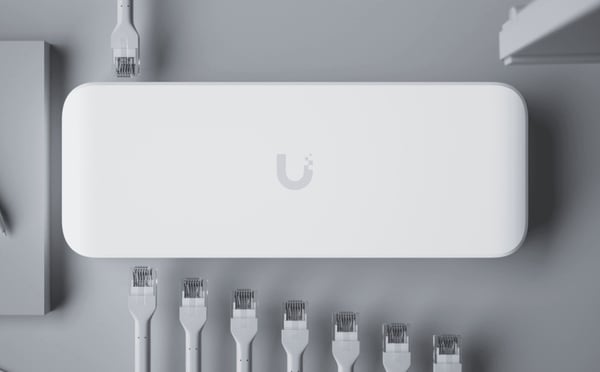 Ubiquiti UniFi USW-Ultra-210W (202W) 8-port PoE switch