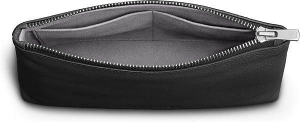 Woolnut Leather Pouch -accessoarfodral, svart