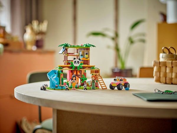 LEGO Friends 42648 Pandahårsalong