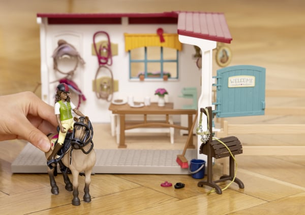 Schleich Horse Club 42591 Udstyrsrum-forstørrelse