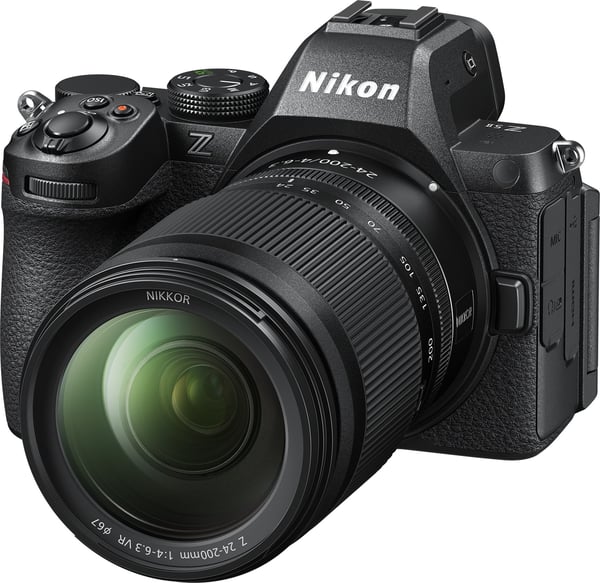Nikon Z5 II systemkamera, kropp + NIKKOR Z 24-200mm f/4-6.3 VR objektiv
