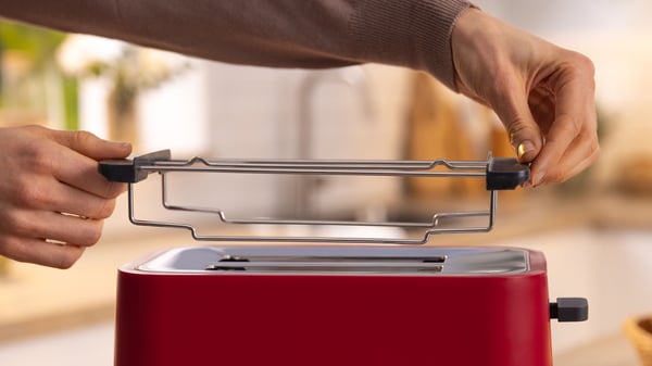 Bosch MyMoment TAT3M124 brödrost, röd