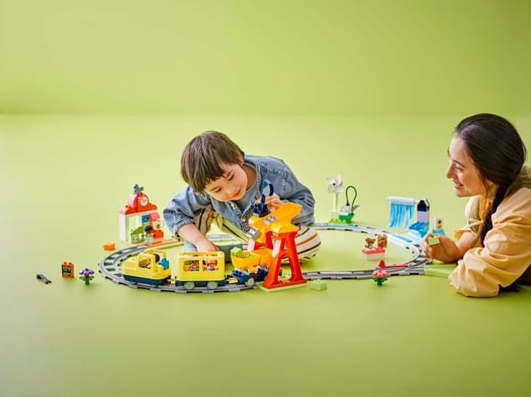 LEGO DUPLO By 10428 – Stor interaktiv lokal tog