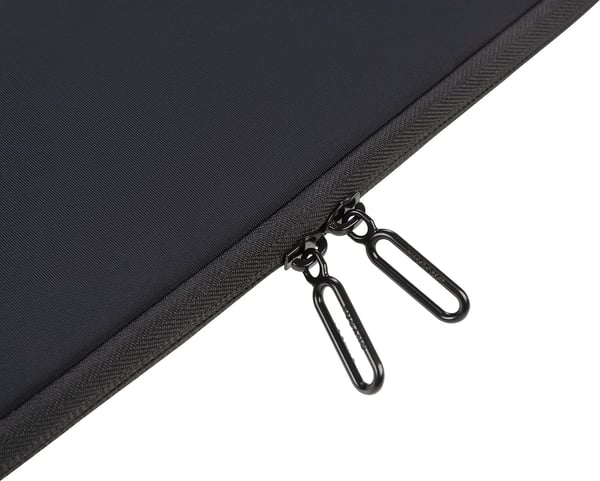 Tucano Elements -beskyttelsestaske til en 16" bærbar computer, sort