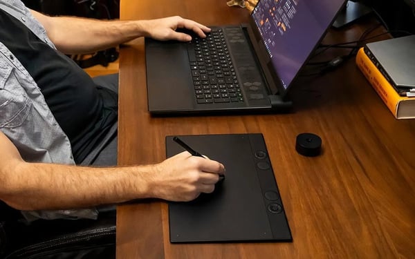 Wacom Intuos Pro pennplatta S (2025) -ritbord