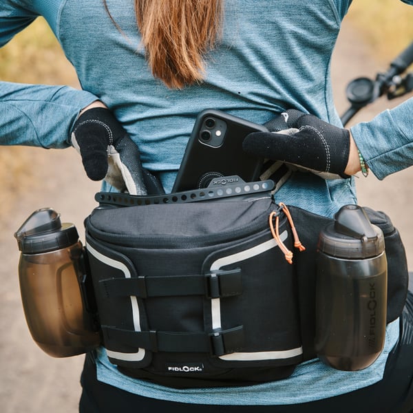 Fidlock Hip Belt Double bæltetaske og Twist Bottle 450 -vandtank