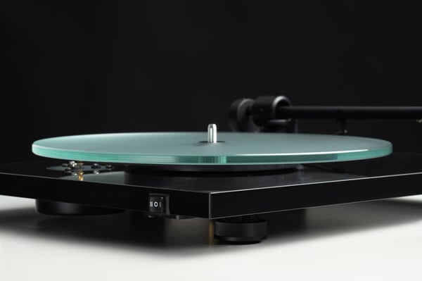 Pro-Ject T1 EVO Phono pladespiller, pianolak