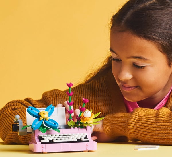 LEGO Creator 31169 – Skrivemaskine og blomster