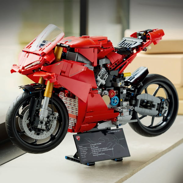 LEGO Technic 42202 – Ducati Panigale V4 S ‑motorcykel