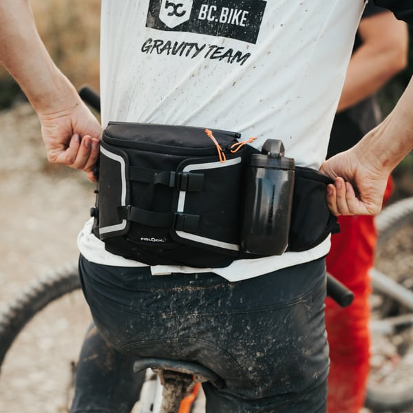 Fidlock Hip Belt Double bæltetaske og Twist Bottle 450 -vandtank
