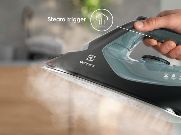 Electrolux Refine 700 E7SI2-6OG strykjärn