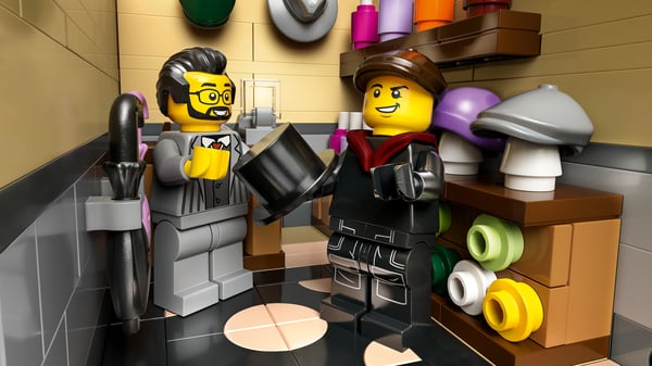 LEGO Icons 10350 – Tudorhus hjørnebygning