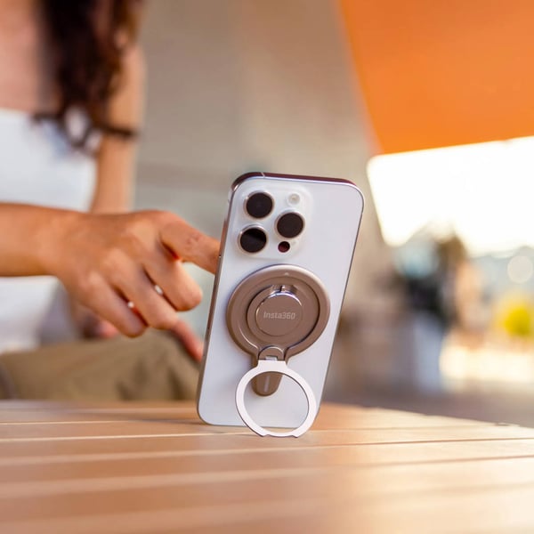 Insta360 Flow 2 Pro magnetisk telefonhållare