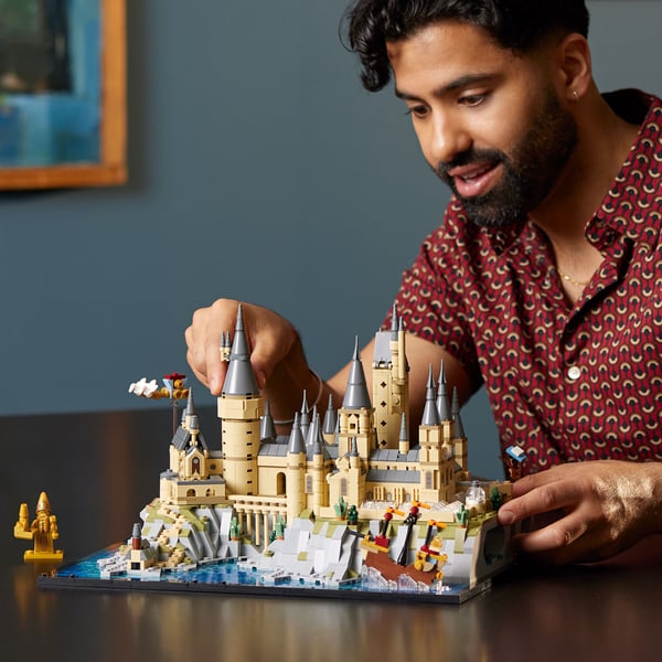 LEGO Harry Potter 76419 - Hogwarts slottet og skoven