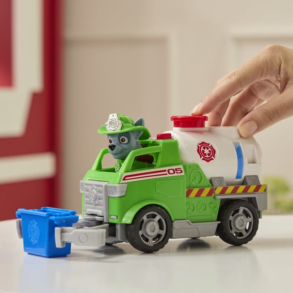 Paw Patrol Brandräddning, Rocky och fordon