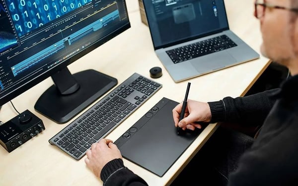 Wacom Intuos Pro pennplatta S (2025) -ritbord