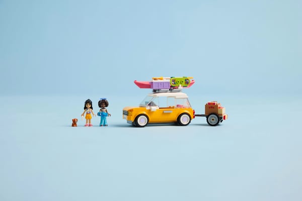 LEGO Friends 42659 - Välutrustad resa bil för vänner