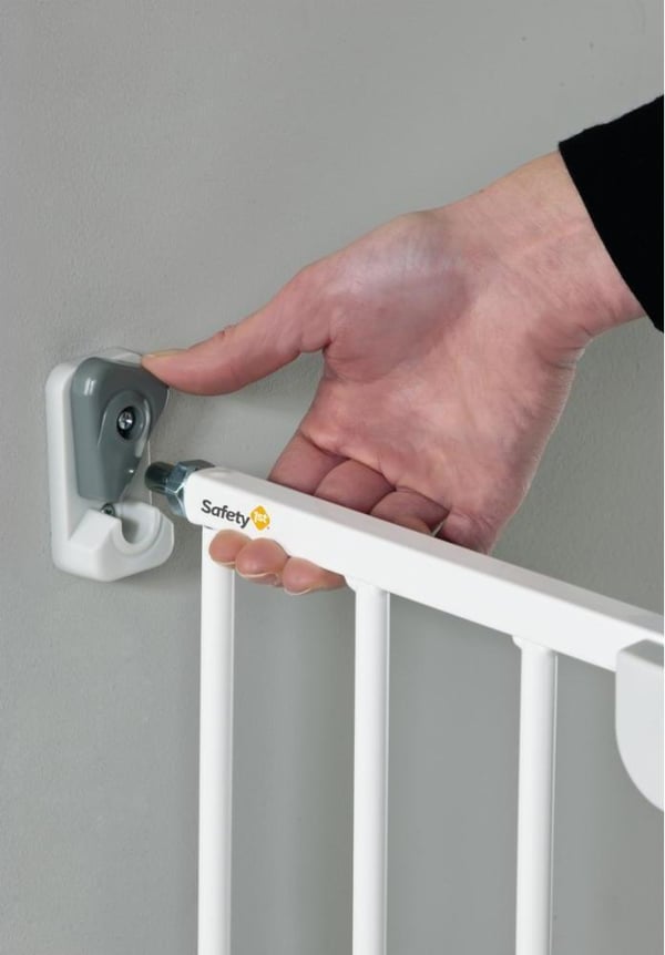 Safety 1st Wall Fix - sikkerhedsgrind, 62 - 102 cm, hvid