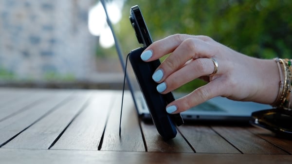 Xtorm FS5W101 powerbank med MagSafe-stöd, 10000 mAh