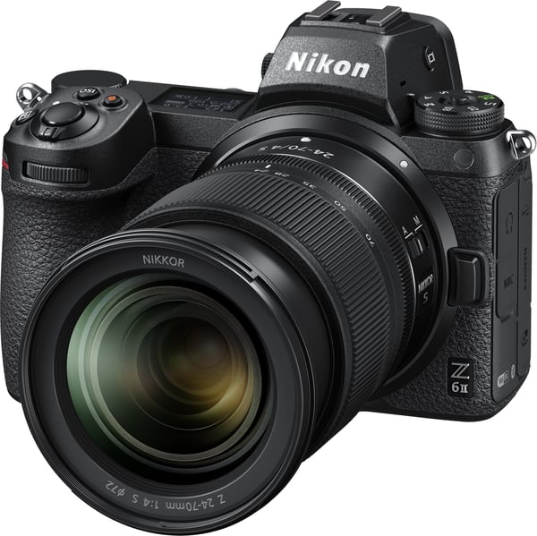 Nikon Z6 II -systemkamera + 24-70 mm f4 objetiv