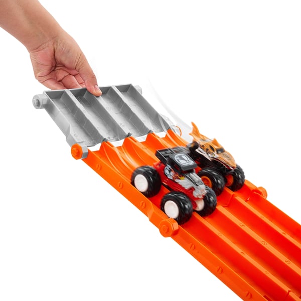 Hot Wheels Monster Trucks Racedown Demolition Bilbana