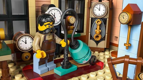 LEGO Icons 10350 – Tudorhus hjørnebygning