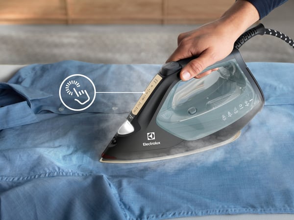Electrolux Renew 800 E8SI2-6OG strygejern