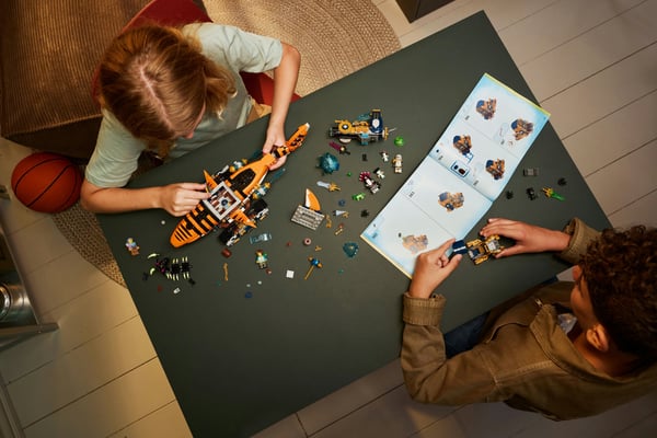 LEGO DREAMZzz 71515 Tigerhajpansarvagn