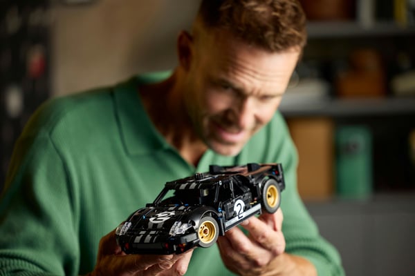 LEGO Technic 42223 1966 Ford GT40 MKII tävlingsbil