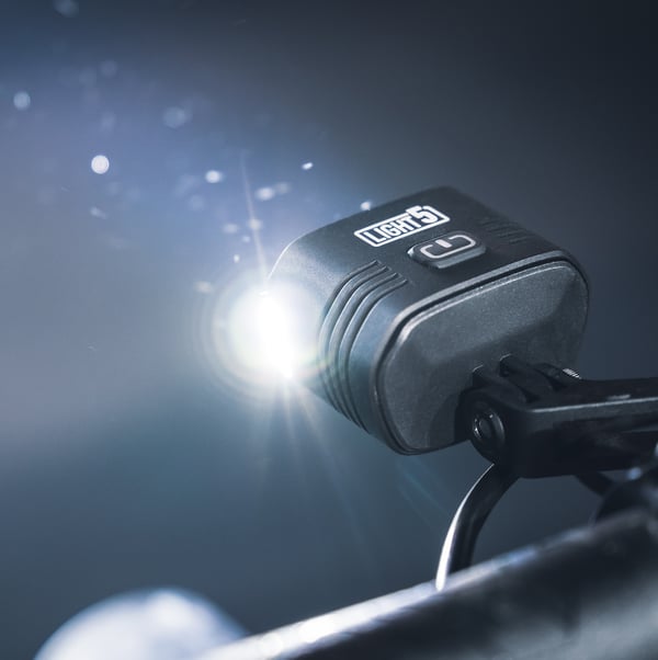 LIGHT5 EB2000 -elcykelbelysning, 2000 lm