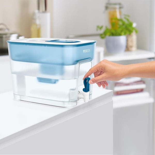 Brita Flow vandfiltreringsbeholder med dispenser, 8,2 l