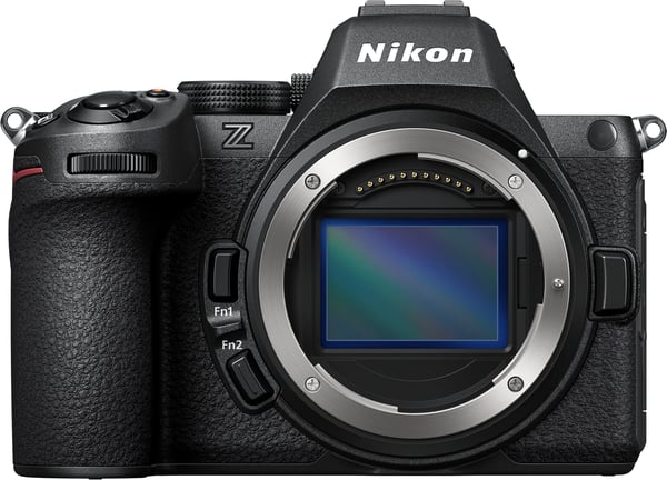 Nikon Z5 II systemkamera, kropp + NIKKOR Z 24-200mm f/4-6.3 VR objektiv