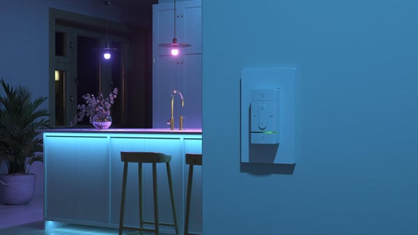 Nanoleaf Sense+ trådlös smart strömbrytare