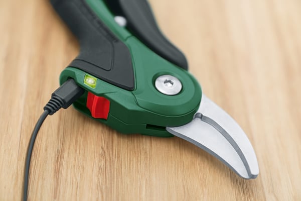 Bosch Easyprune - batterisaks til grene
