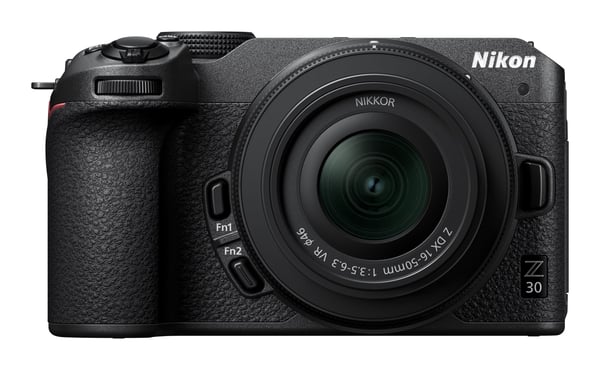 Nikon Z30 spegellös systemkamera + 16-50 mm och 50-250 mm VR objektiv