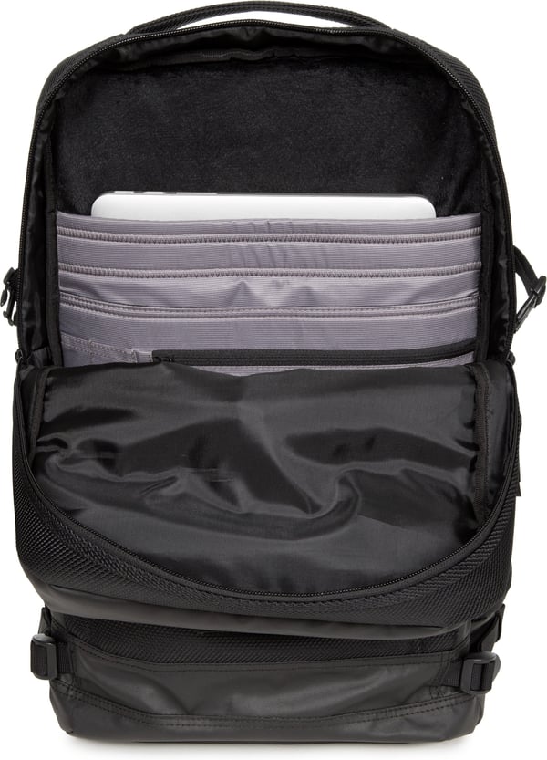 Eastpak TECUM M Cnnct Coat rygsæk, sort