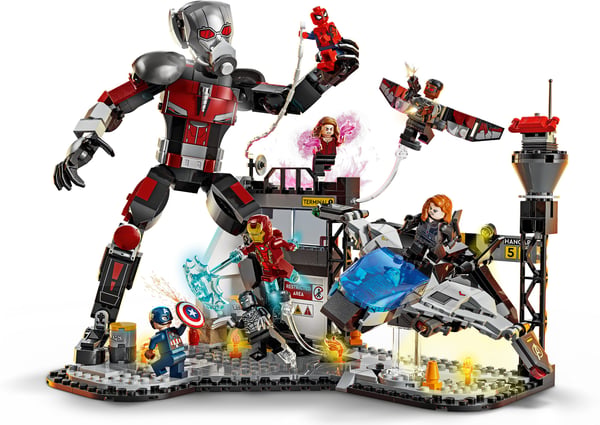 LEGO Superhelte Marvel 76314 – Captain America: Civil War Actionkamp