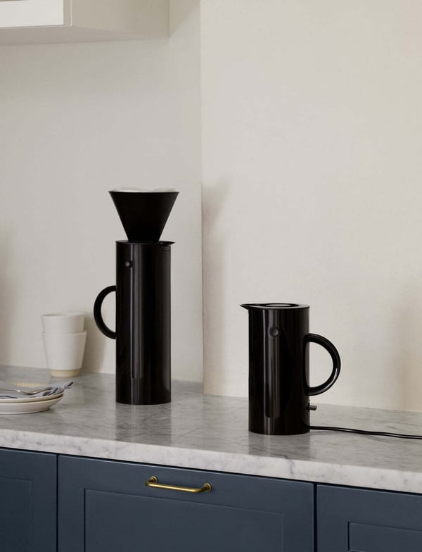 Stelton EM77 termoskanna 1 l, svart