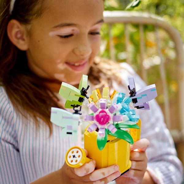 LEGO Creator Blommor i vattenkanna 3-i-1-leksak 31149