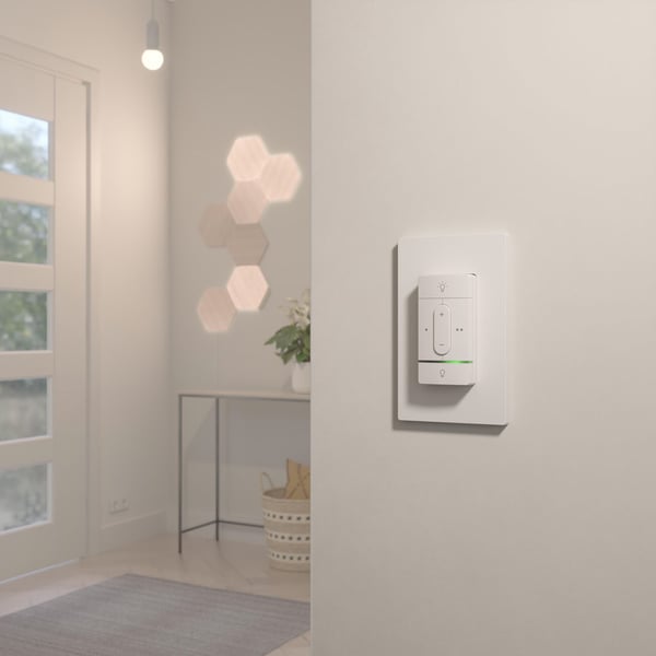 Nanoleaf Sense+ trådlös smart strömbrytare