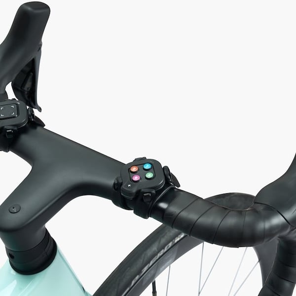 Wahoo KICKR CORE 2 träningsmotstånd + Zwift Cog And Click