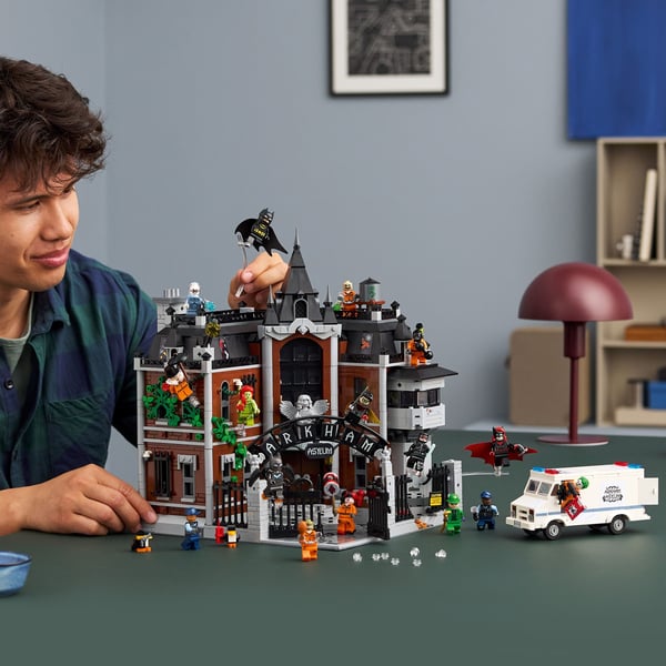LEGO Superhjältar DC 76300 - Arkham Asylum™