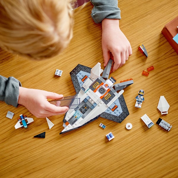 LEGO City Intergalaktiskt rymdskepp Lekset 60430