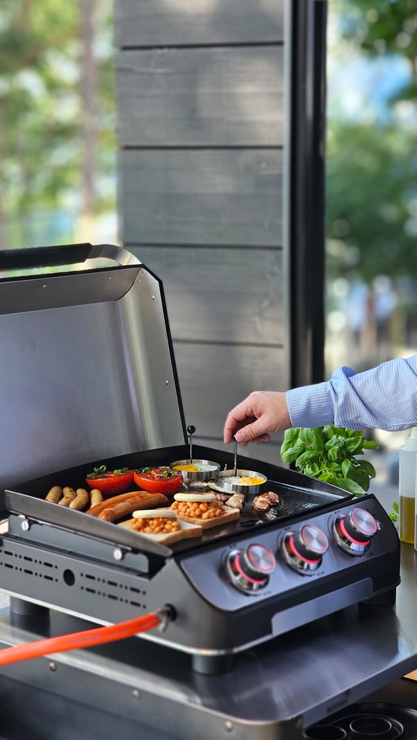 Mustang plancha-grilltillbehörsset, 7 delar